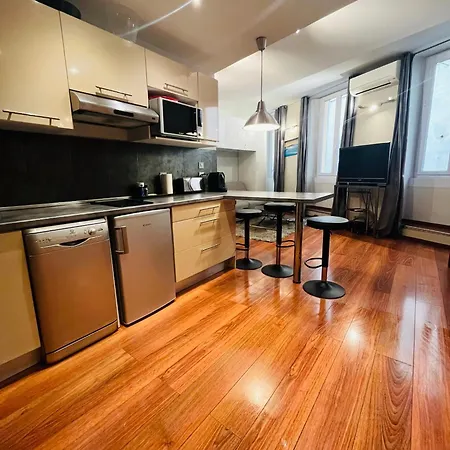 Vieux 2 Pieces Monaco ニース